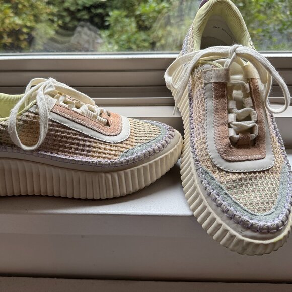 Dolce Vita Dolen Crochet Womens Gently Used Sneakers in Pastel Colors size 8 - Picture 14 of 14